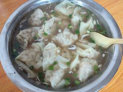 大骨汤馄饨-王氏烧麦大骨汤水饺