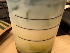 -星巴克(上海长宁来福士1F店)