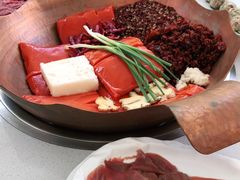 -墨居上隐·院子里火锅(峨眉店)