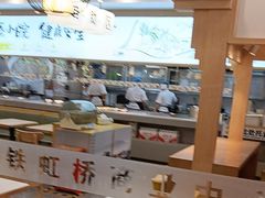 -麦当劳(上海虹桥站30B检票口楼上)