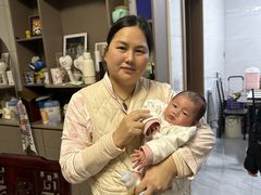 -臻爱住家月嫂育儿嫂(万达店)