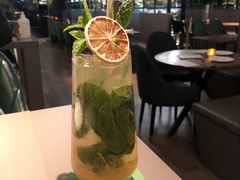 -Oasis Bar & Grill
