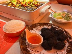 黑粉炸鸡-闻溪有渔·活鱼现烤才好吃(太仓万达店)