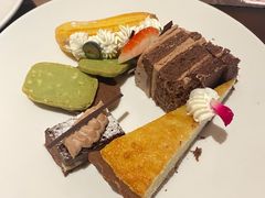 -万荟轩海鲜·粤式点心自助餐厅(蓝海风万怡酒店)