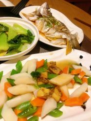 -臻康乃馨月子中心(集美店)