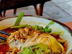 招牌小锅米线-缘生态云南菜·野生菌庭院餐厅(华侨城店)