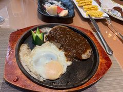 -戈尔登酒店·满堂彩咖啡厅