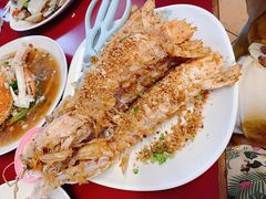 -班赞海鲜市场胖阿姨加工点