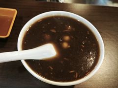 赤豆酒酿元宵-大龙汤包