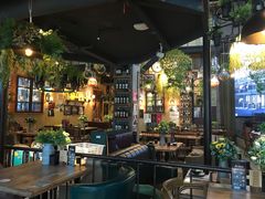 -临界音乐酒馆·小龙虾·江湖菜(华熙LIVE·鱼洞店)