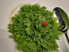 -海派悦庭·海胆烧麦·新融合菜(凯德广场店)