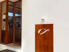 -Line 咖啡(石厦花园店)