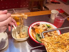 徐州手擀面-7只羊·鲜羊肉串·地锅鸡精酿(玄武墨香路店)