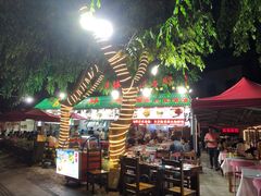 -范饭椰林川湘味海鲜·椰子鸡(三亚湾椰梦长廊店)