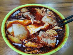 -不起眼麻辣烫凉皮店