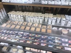 -MUJI无印良品(滨江宝龙城店)