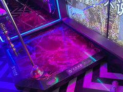 -温莎KTV(珠江路店)