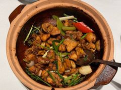 -八府香鸭·啫啫煲(华山路店)