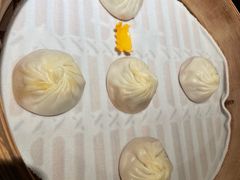 蟹粉小笼包-鼎泰丰(当代商城店)