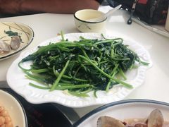 -鑫悦楼煎蟹·16年海鲜大排档