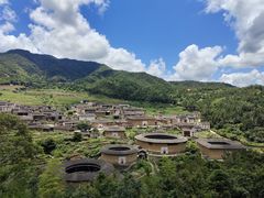 -初溪土楼群