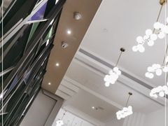 -港丽餐厅(高德置地店)