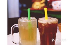 Bursting Lemon Tea