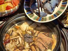 -芸鲜季·云南野生菌餐厅· 云南风物味研社(闵行店)