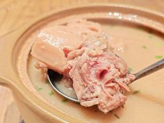 排骨煨藕汤-汉小城·老铫子藕汤·乡野湖北菜(江汉路吉庆街店)