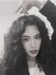 -BULB STUDIO 巴柏明星发型工作室