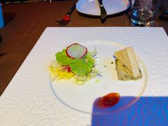 自制鸭肝批配混合蔬菜沙拉-卡本妮法餐厅·北京和平宾馆