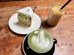 椰丝香兰蛋糕-The Daily Fix Cafe
