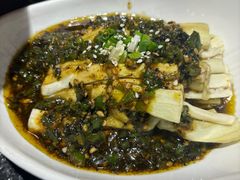 -万重锦·人文川菜馆(骡马市店)