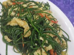 -穆豪麦蒸碗羊羔肉