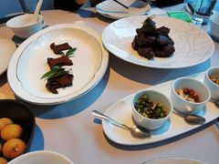 沪市牛肉粒-屋里厢上海菜馆