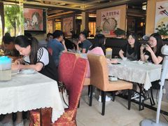 大堂-丁老爷子苏香圆