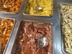 -食里香自助快餐(香槟小镇店)