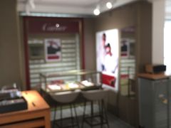 -目艮眼镜SHOWROOM(品牌集合店)