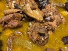 小鸡炖蘑菇-东北食府·铁锅炖(花溪湾店)