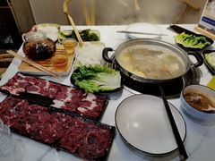 -牛鲜胜·潮汕牛肉自助火锅(番禺市桥店)