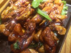 三杯蘑菇鸡-中8楼风尚云南菜(颐堤港店)