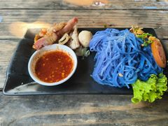 -蝶豆花蓝面条