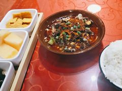 -冯烫烫跷脚牛肉·川菜小馆(武胜西街店)