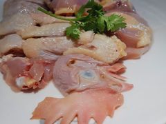 吃稻谷文昌鸡-千岛蚝高压锅生蚝·人参火锅(白云万达店)