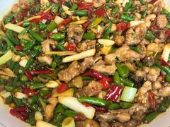尖椒兔-新概念来凤鱼(璧山店)