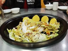 -屯老二农家铁锅炖(奥运村店)