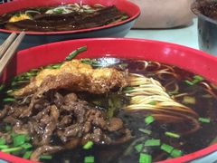 -小龙大肉面馆