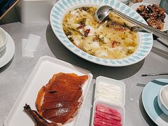 -姚姚酸菜鱼·金戈戈香港豉油鸡(喜荟城联名店)