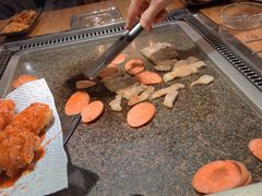 -仨仨米炭火烤肉