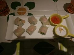 -越弥越南传统美食馆